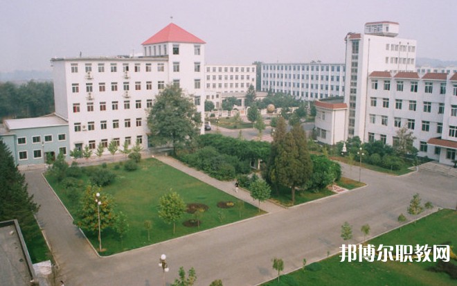 鞍山市廣播電視學(xué)校怎么樣、好不好