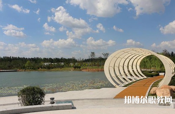 鞍山市現(xiàn)代服務(wù)學(xué)校網(wǎng)站網(wǎng)址主頁(yè)