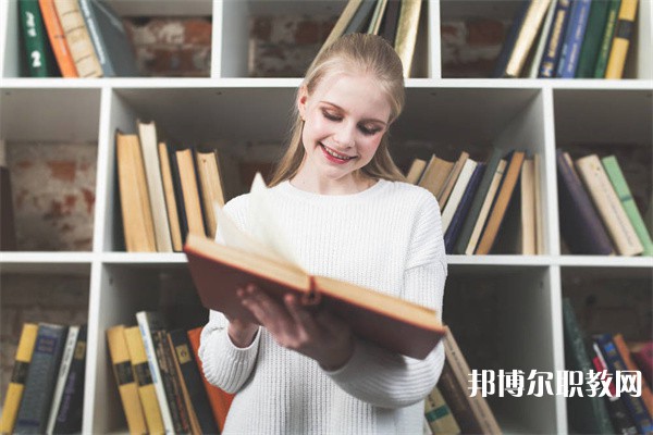 四川哪里的職業(yè)中學(xué)能讀電子商務(wù)(含市場(chǎng)營(yíng)銷)專業(yè) 四川哪里的職業(yè)中學(xué)能讀電子商務(wù)(含市場(chǎng)營(yíng)銷)專業(yè)