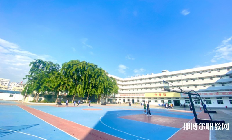 2024深圳市深科技工學(xué)校招生計(jì)劃 招生人數(shù)是多少(附要求、條件、對(duì)象)