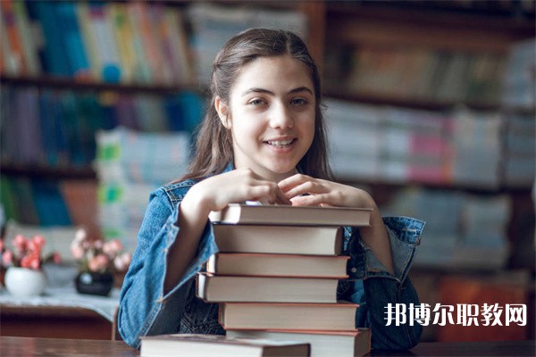 貴州哪里的中職學(xué)校能讀通信造價(jià)管理專業(yè) 貴州哪里的中職學(xué)校能讀通信造價(jià)管理專業(yè)