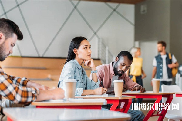 貴州哪里的中職學(xué)校能讀幼兒教育(保育員)專業(yè) 貴州哪里的中職學(xué)校能讀幼兒教育(保育員)專業(yè)