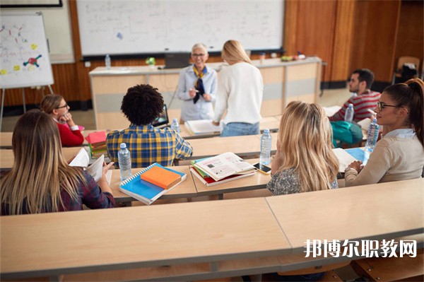 貴州哪里的中職學校能讀商務助理專業(yè) 貴州哪里的中職學校能讀商務助理專業(yè)