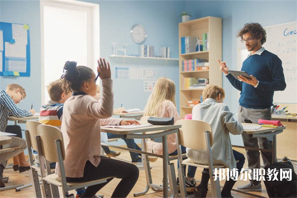 貴州哪里的中職學校能讀建筑工程技術專業(yè) 貴州哪里的中職學校能讀建筑工程技術專業(yè)