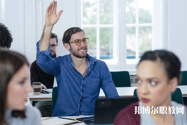 云南哪里的中職學校能讀電子商務專業(yè) 云南哪里的中職學校能讀電子商務專業(yè)