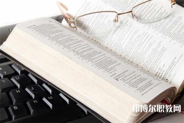 云南哪里的技工學(xué)校能讀中餐烹飪與營(yíng)養(yǎng)膳食專業(yè) 云南哪里的技工學(xué)校能讀中餐烹飪與營(yíng)養(yǎng)膳食專業(yè)