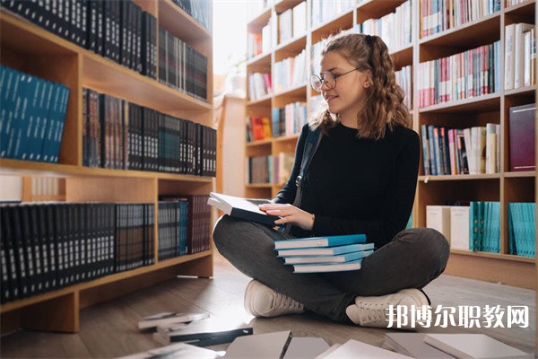 云南哪里的中專學校能讀烹飪工藝與營養(yǎng)專業(yè) 云南哪里的中專學校能讀烹飪工藝與營養(yǎng)專業(yè)