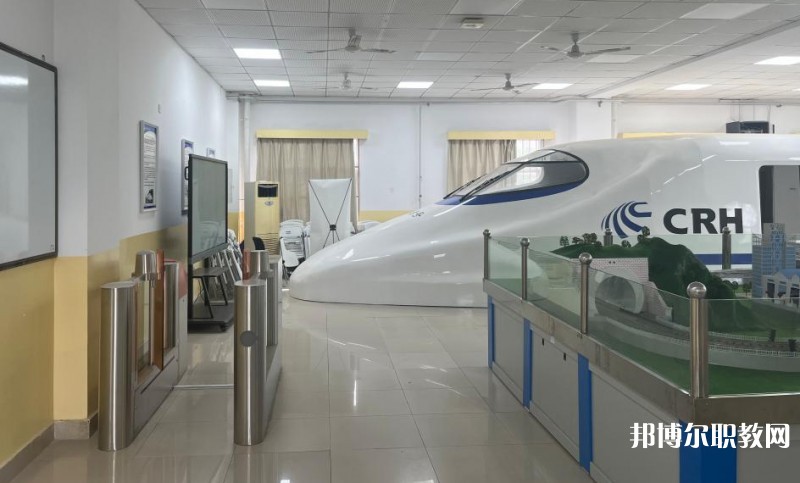 甘肅2025年女生讀鐵路學(xué)校學(xué)什么專(zhuān)業(yè)好