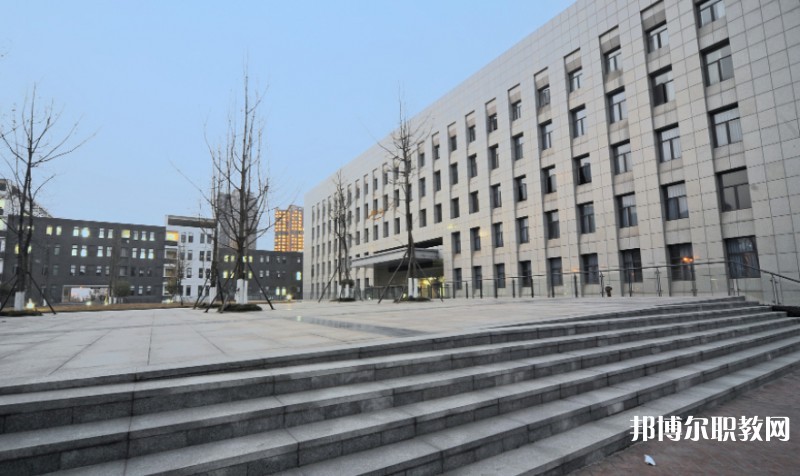 甘肅2025年什么鐵路學校有前途