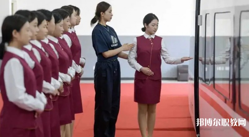 甘肅2025年鐵路學校是中專還是大專