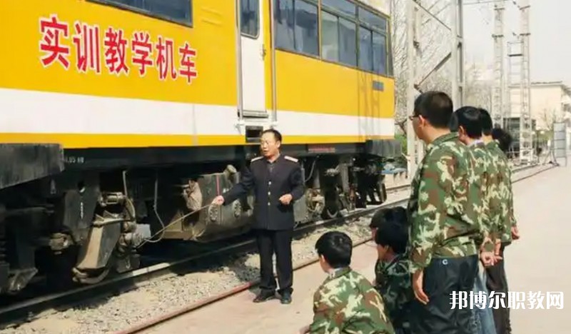 甘肅2025年鐵路學(xué)校一般有哪些專業(yè)