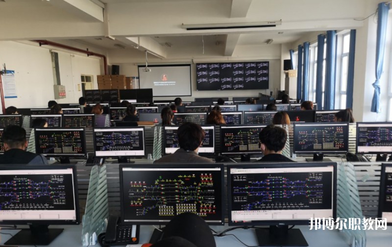 甘肅2025年在鐵路學校學什么專業(yè)好