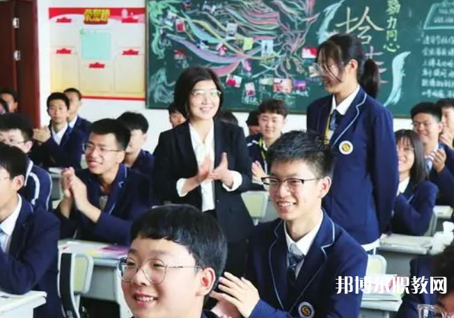 2025咸寧中職學(xué)校最新排名前三名單