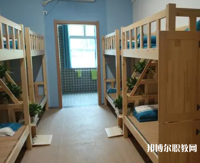 2025重慶職業(yè)學(xué)校最新排名前三名單