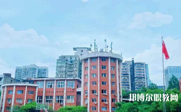 湖北2025年初中生可以讀什么鐵路學校