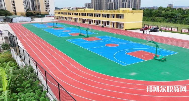 2025廣西輕工技師學院預備技師班招生計劃 招生人數(shù)是多少(附要求、條件、對象)