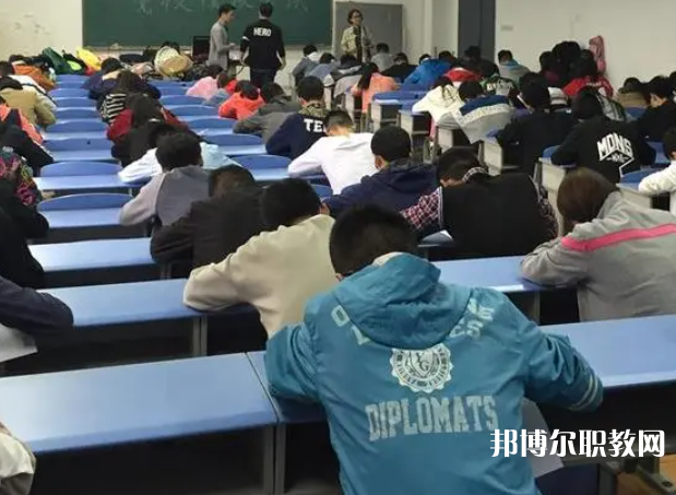 2025泰安中專學(xué)校最新排名前三名單