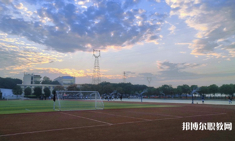 湖北2025年哪所鐵路學(xué)校比較好就業(yè)