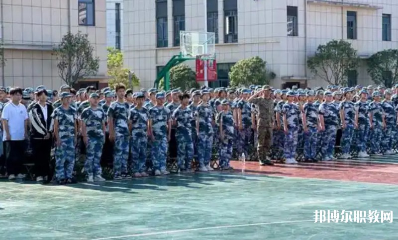 湖北2025年男生讀鐵路學(xué)校好不好