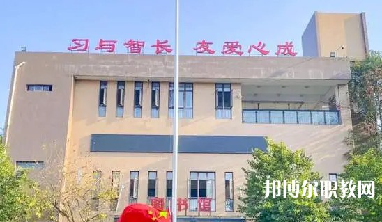 成都2025年初中生可以讀什么鐵路學(xué)校