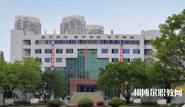 成都2025女生可以讀鐵路學(xué)校嗎