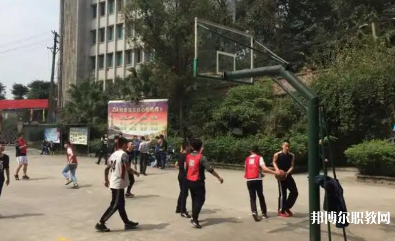 自貢2025年初中生能讀鐵路學校嗎