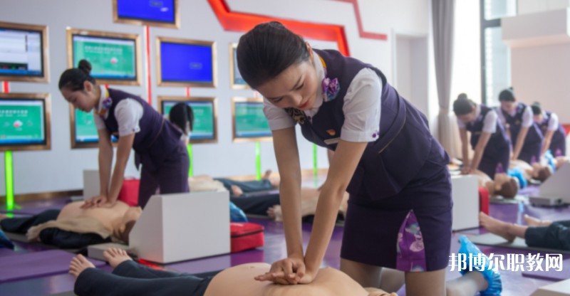 自貢2025年鐵路學(xué)校都有什么專業(yè)適合女生