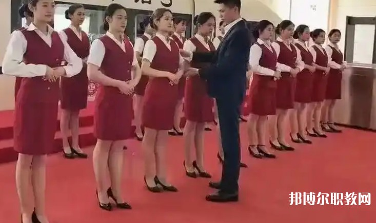 自貢2025年鐵路學(xué)校學(xué)什么比較好