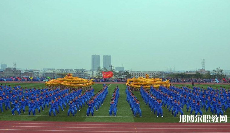 四川2025年初中生報(bào)什么電工學(xué)校好