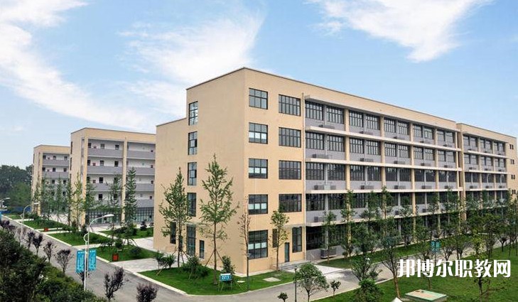 四川2025年哪個高職院校的電工學(xué)校好