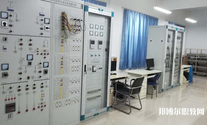 四川2025年男生上電工學(xué)校學(xué)什么專業(yè)好